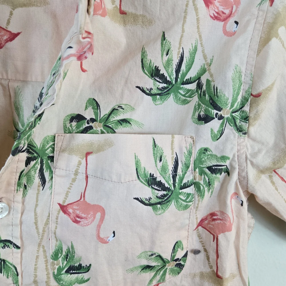 Old Navy Boys Pink Flamingo Palm Tree Short Sleeve Poplin Button Shirt‎ Large